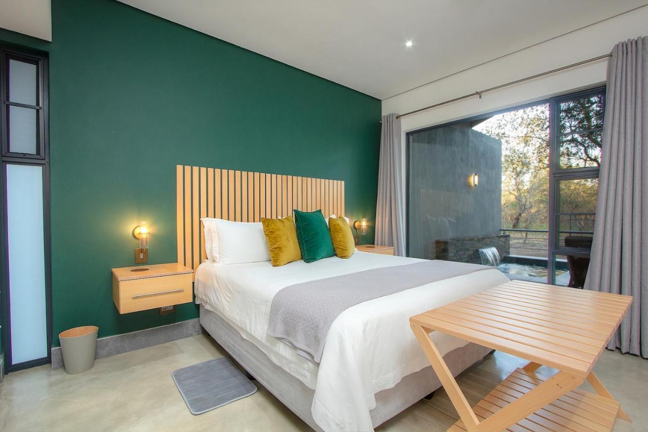 Kruger'S Keep - Luxury Couples Haven Villa Marloth Park Exterior photo